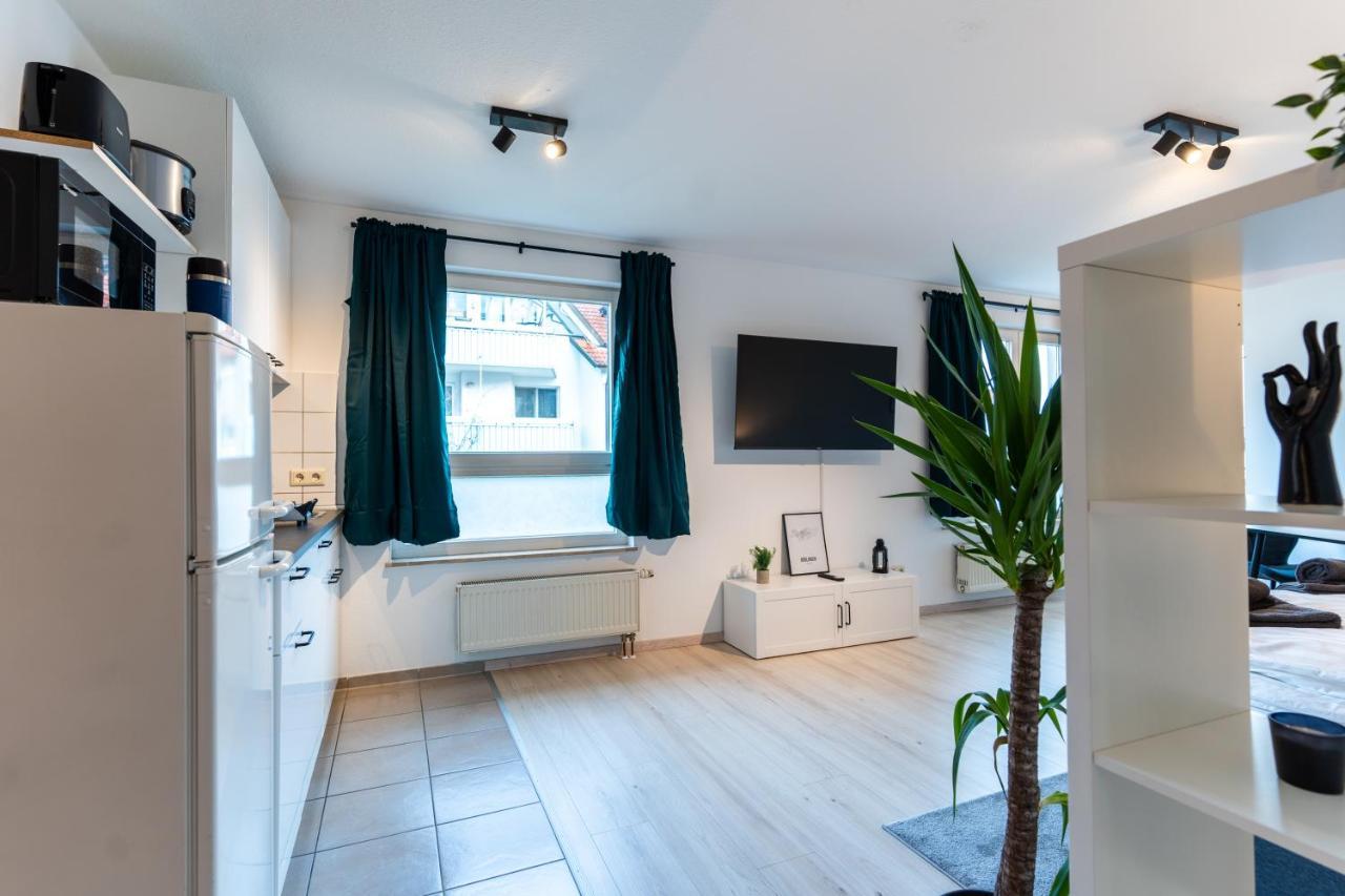 Mercedes I Stuttgart I Kitchen I Home Office I Parkplatz Boeblingen Exterior photo